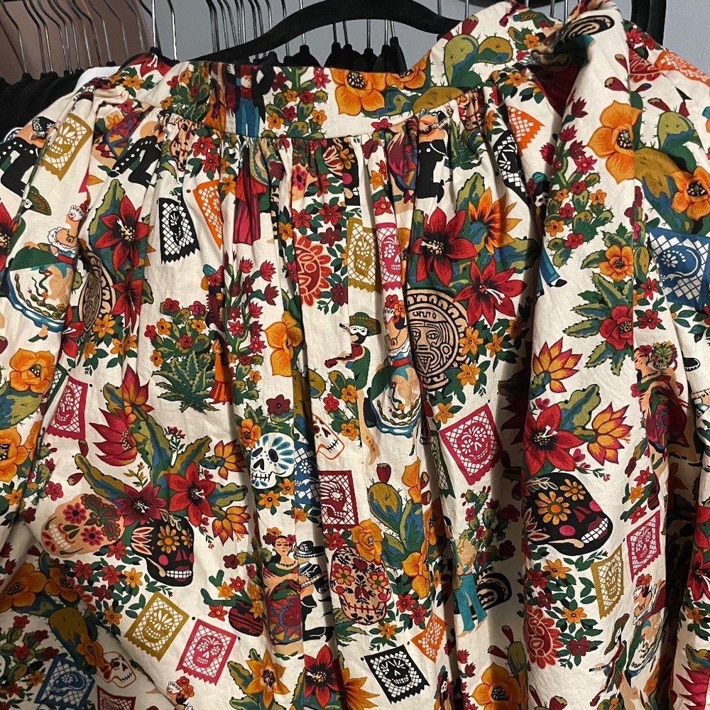 Vintage hemet skirt dia de los muertos mexican
